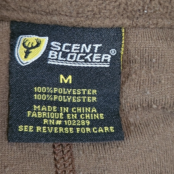 Men's Scent Blocker RealTree Camo Quarter-Zip Pullover - Picture 4 of 4